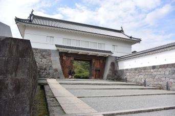 Akagane Gate